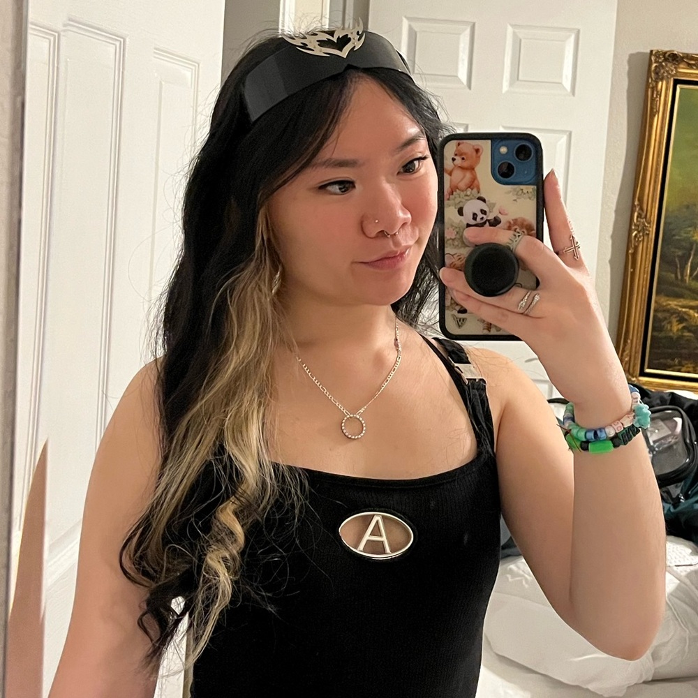 Meet your Posher, Alena